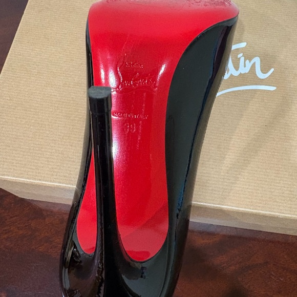 Louboutin Black Patent Pigalle Follies 39 - Picture 6 of 8